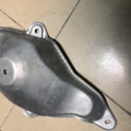 Кронштейн ремня безопасности заднего левого Volkswagen Golf V (2003-2009) 1T0809321A