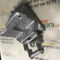 Опорний кронштейн рулевой колонки Volkswagen Golf V (2003-2009) 1T0419250A