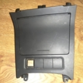 Попільничка центральної консолі Volkswagen Golf V (2003-2009) 1K0857961