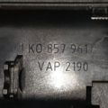 Попільничка центральної консолі Volkswagen Golf V (2003-2009) 1K0857961