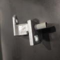 Петля дверки передня ліва Volkswagen Golf VI (2008-2012) 1K0831401M