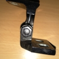 Петля заднтої двері, ліва Volkswagen Golf VI (2008-2012) 1K9833401E