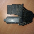 Блок керування склопідіймача Volkswagen Passat B5 (1996-2005) 0130821696