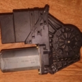 Блок керування склопідіймача зад. прав. Volkswagen Passat B5 (1996-2005) 0130821696