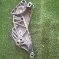 Кронштейн подушки (опори) двигуна, правої Volkswagen Passat B6 (2005-2010) 06J199207K