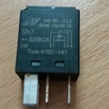 Реле 404. OE: ; Volkswagen Passat B6 (2005-2010) 7M0951253C