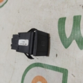 Кнопка обігірвача заднього скла Volkswagen Polo III (1994-2002) 6N0959621B