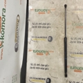 амортизатор капота газовий; амортизатор під капот; стійка капота; упор капота; амортизатор капота Volkswagen Polo IV (2002-2009) 6Q0823359C