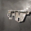 Кронштейн двигуна правий ford galaxy 2.3i Volkswagen Sharan I (1995-2010) 7M0199600C