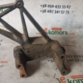 Кронштейн двигуна правий Volkswagen Sharan I (1995-2010) 7M0199308B