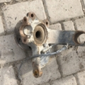 кулак поворотний передній лівий Volkswagen Sharan I (1995-2010) 7M0407255G