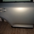 Двері задні праві в зборі Volkswagen Touareg I (2002-2010) 7L0833056M