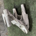 Кронштейн двигуна правий Volkswagen Touareg I (2002-2010) 070199308A