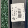 Кронштейн сидіння Volkswagen Touareg I (2002-2010) 7L0881677G