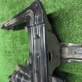 Кронштейн сидіння Volkswagen Touareg I (2002-2010) 7L0881678D