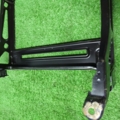 Кронштейн сидіння Volkswagen Touareg I (2002-2010) 7L6881677B