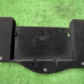 Обшивка бардачка пасажира Volkswagen Touareg I (2002-2010) 7L6858904