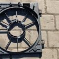 дифузор (кожух радіатора охолодження; Дифузор вентилятора; Кожух вентилятора; Облицювання рамки радіатора) Volkswagen Touran I (2003-2010) 1K0121207J