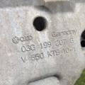 Кронштейн подушки (опори двигуна, правої) Volkswagen Touran I (2003-2010) 03G199207G