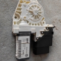 Мотор склопідйомника задній лівий Volkswagen Touran I (2003-2010) 1K0959703B