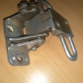 Петля дверей нижня задня права Volkswagen Touran I (2003-2010) 1T0833412A