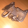 Петля дверей нижня задня права Volkswagen Touran I (2003-2010) 1T0833412A
