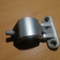 Петля кришки багажника Volkswagen Touran I (2003-2010) 1J9827301