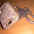 Петля лівої задньої двері Volkswagen Touran I (2003-2010) 1T0833411A