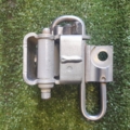 Петля лівої задньої дверки Volkswagen Touran I (2003-2010) 1T0833411A
