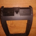 Рамка центрального дефлектора vw touran Volkswagen Touran I (2003-2010) 1T1819728A