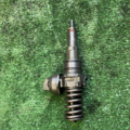 Насос форсунка Volkswagen Touareg I (2002-2010),Transporter T5 (2003-2015) 07Z130073F