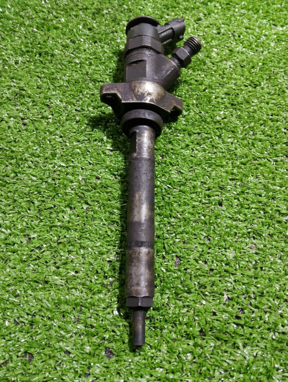 Форсунка 1.6 hdi citroen fiat peugeot  бу   0445110311