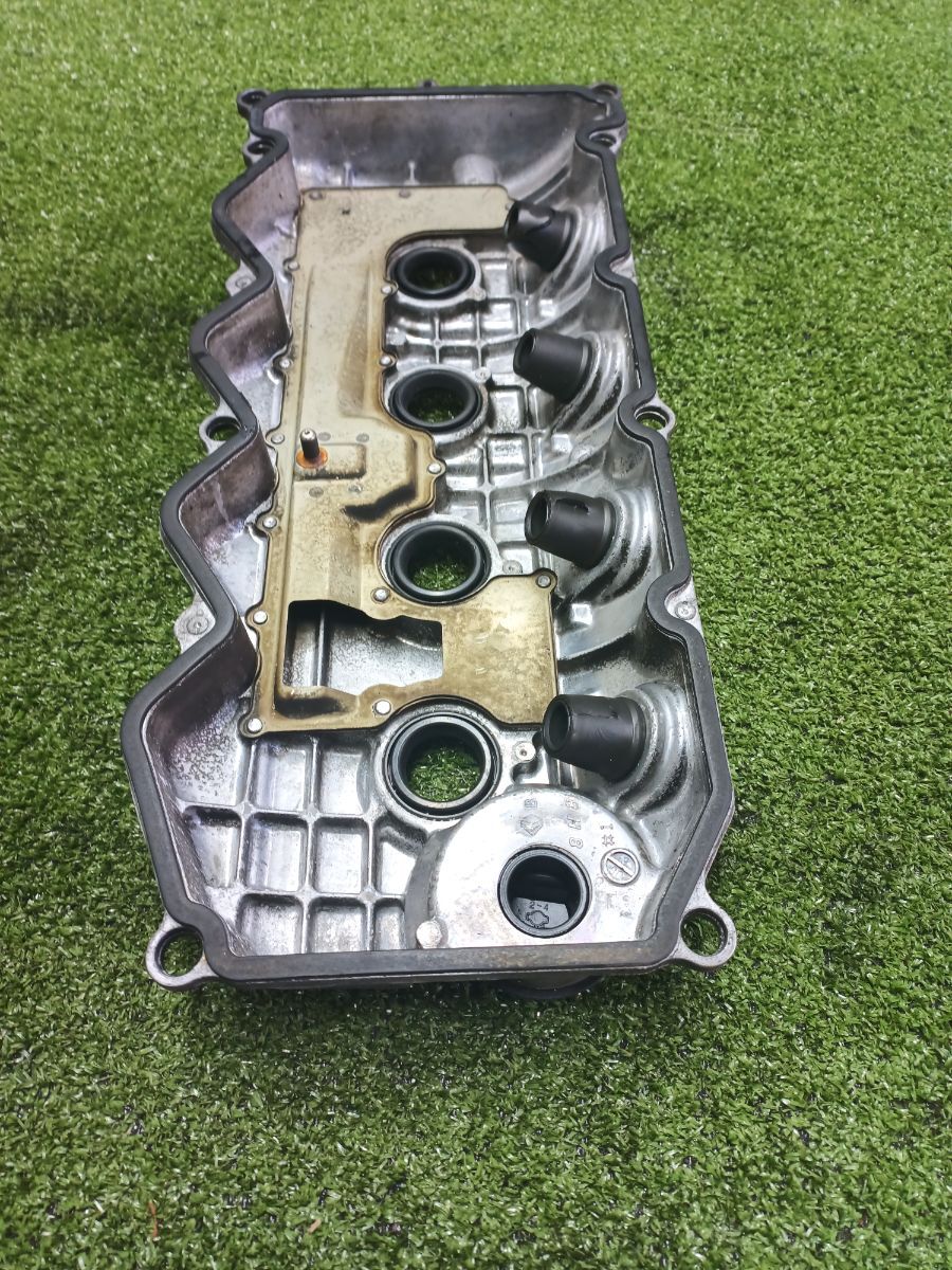 Кришка клапанна Infiniti/Nissan X-Trail T30 2.2 dCi (2001 - 2007)    132648H800
