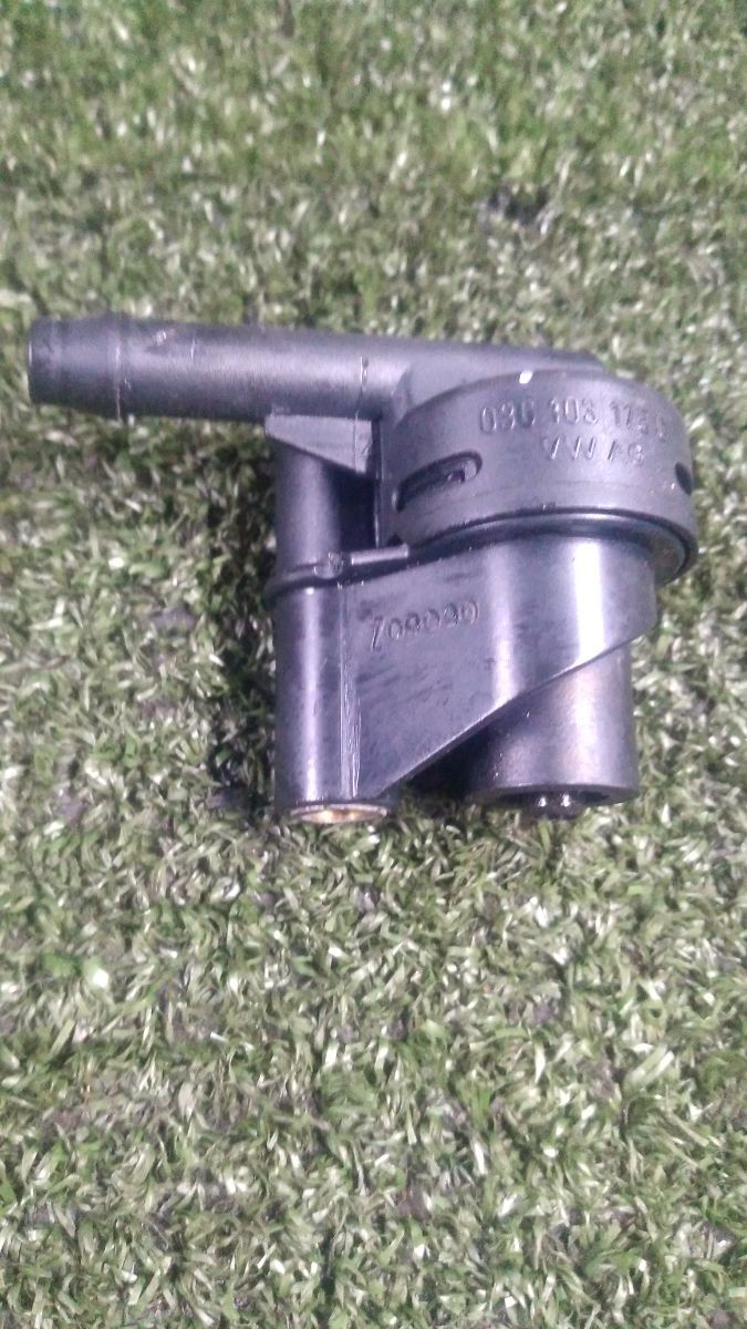 Клапан PCV вентиляції картерних газів Audi A2 8Z (1999-2005) 036103175C