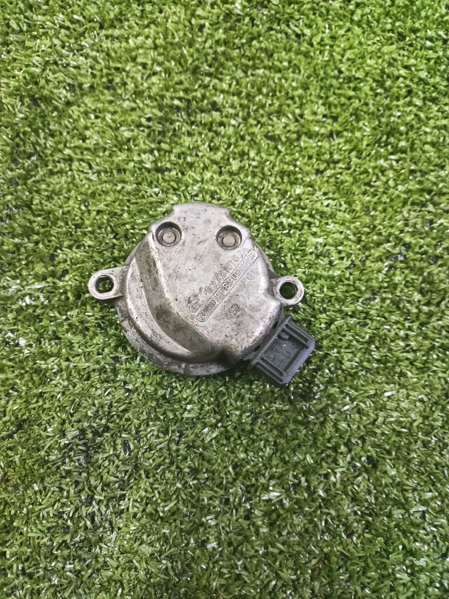 Датчик положения распредвала Audi A4 B6 (2000-2006) 058905161B