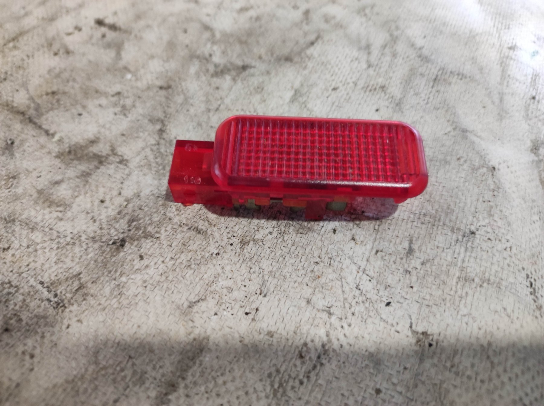 Audi A6 C5 (1997-2004) 4B0947411