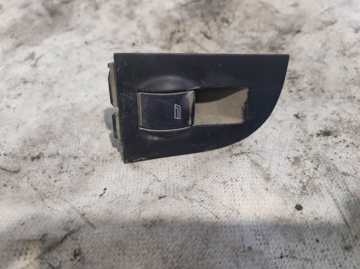 Кнопка скло підіймача Audi A6 C5 (1997-2004) 4B0959855