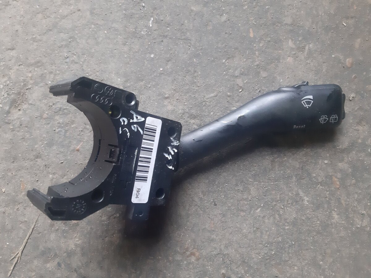 Перемикач підрульовий Audi A6 C5 (1997-2004) 4B0953503H