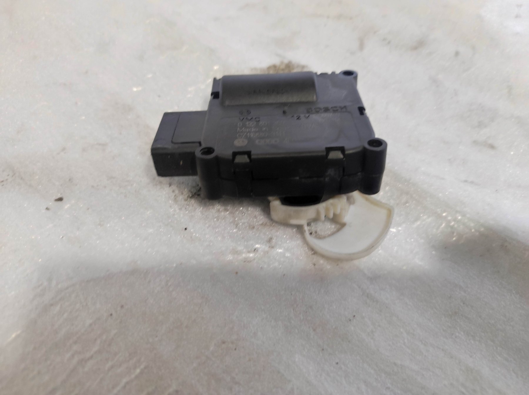 Audi A6 C6 (2004-2011) 4F0820511A