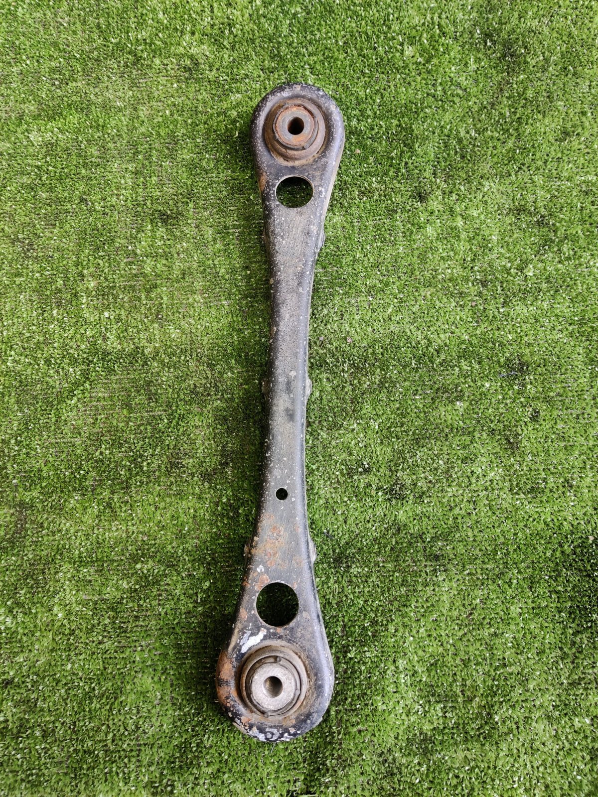 діагональний важіль; важіль задньої підвіски поперечний Audi A6 C6 (2004-2011) 4F0501529C