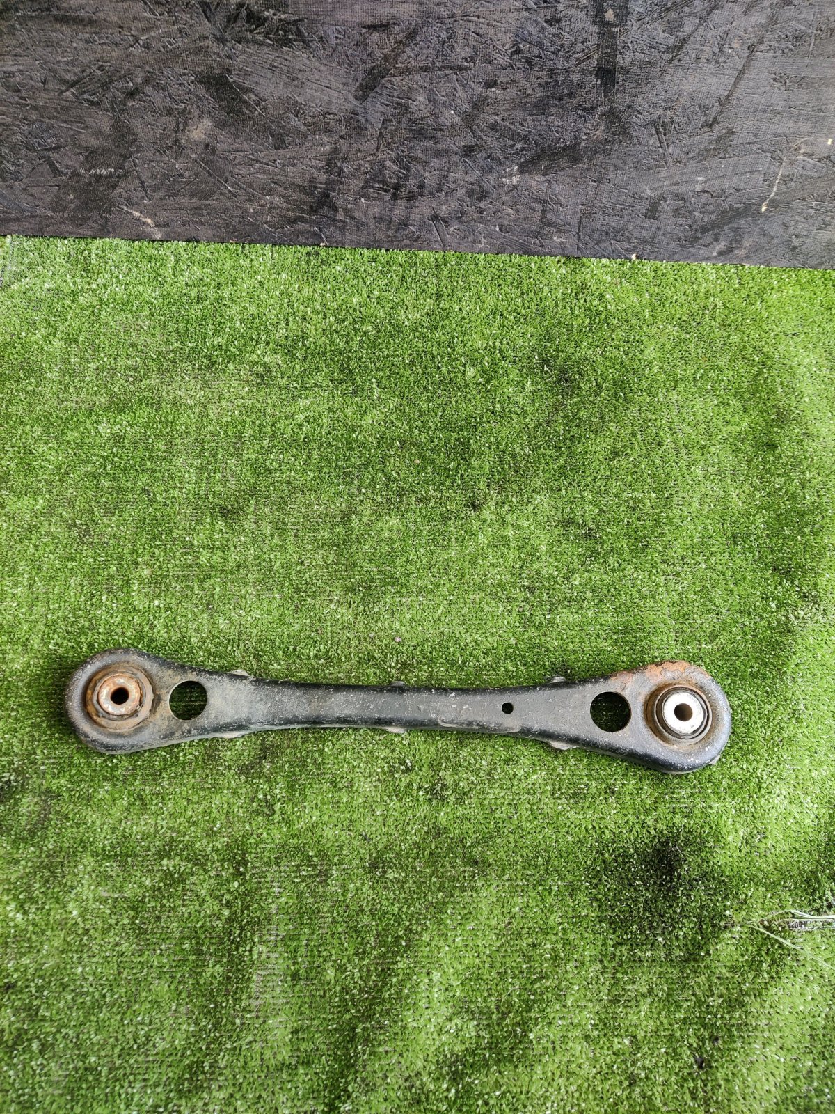 діагональний важіль; важіль задньої підвіски поперечний Audi A6 C6 (2004-2011) 4F0501529C