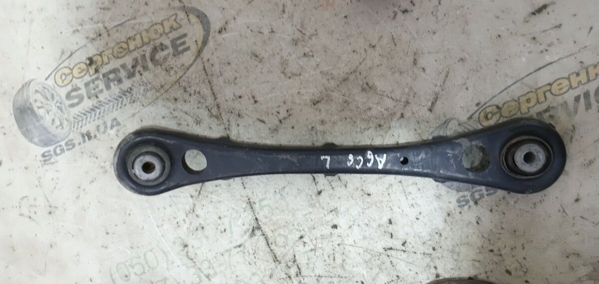 діагональний важіль; важіль задньої підвіски поперечний Audi A6 C6 (2004-2011) 4F0501529E
