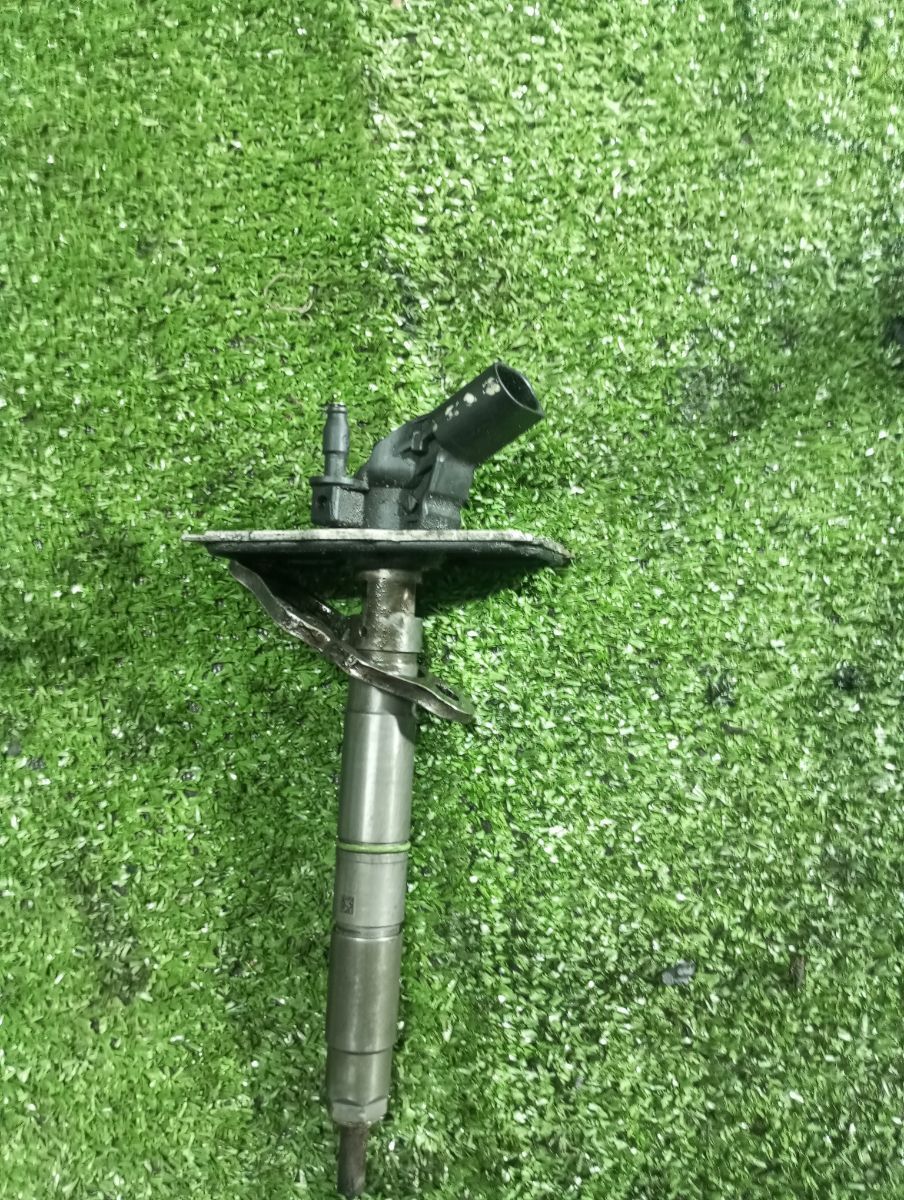 Форсунка Audi A6 C6 (2004-2011) 059130277BD