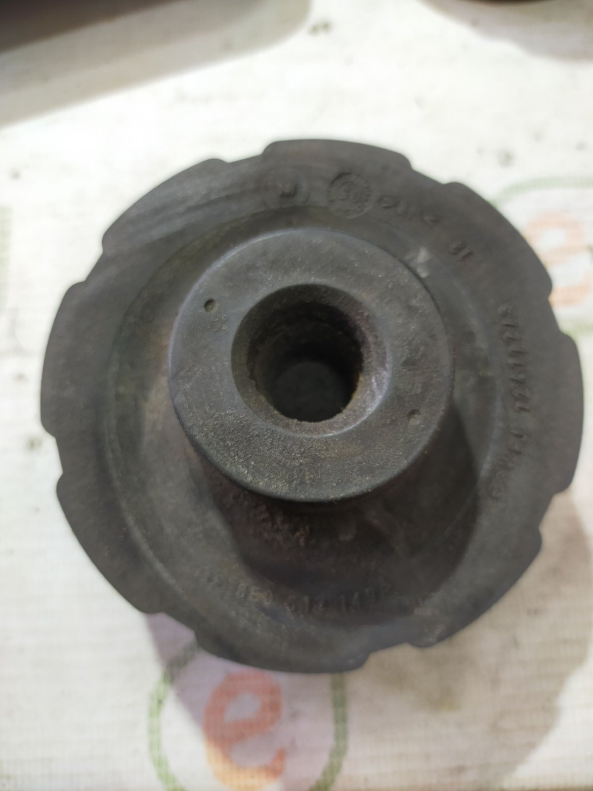 проставка гумове кільце пружини Audi A6 C6 (2004-2011) 8E0512149P