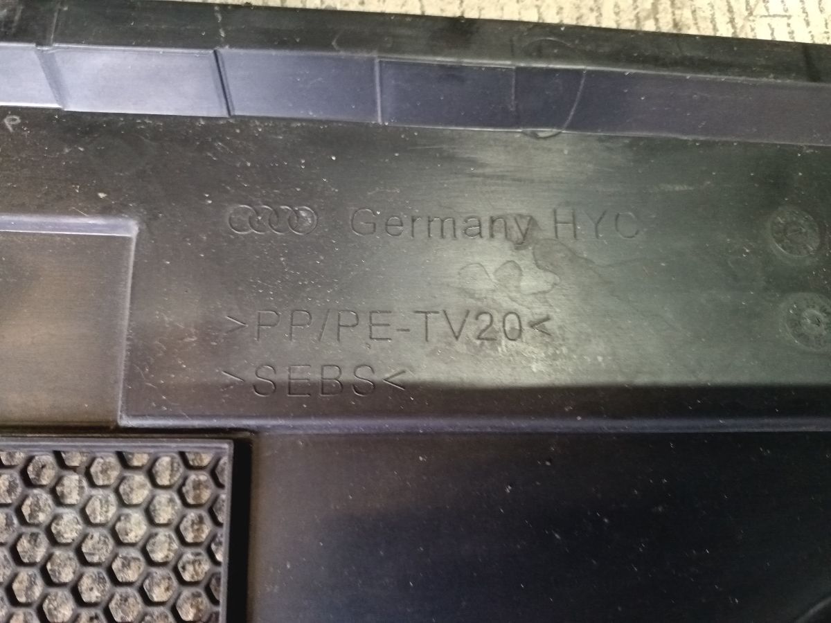 Жабо Audi A6 C6 (2004-2011) 4F1819447A01C