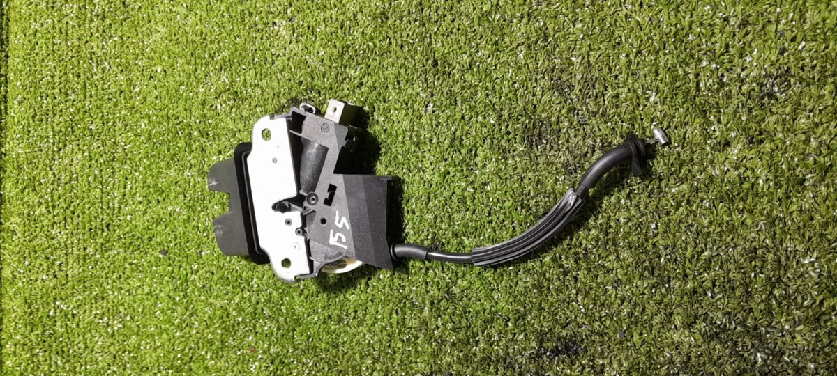 Замок кришки багажника Audi A6 C6 (2004-2011) 4F5827505