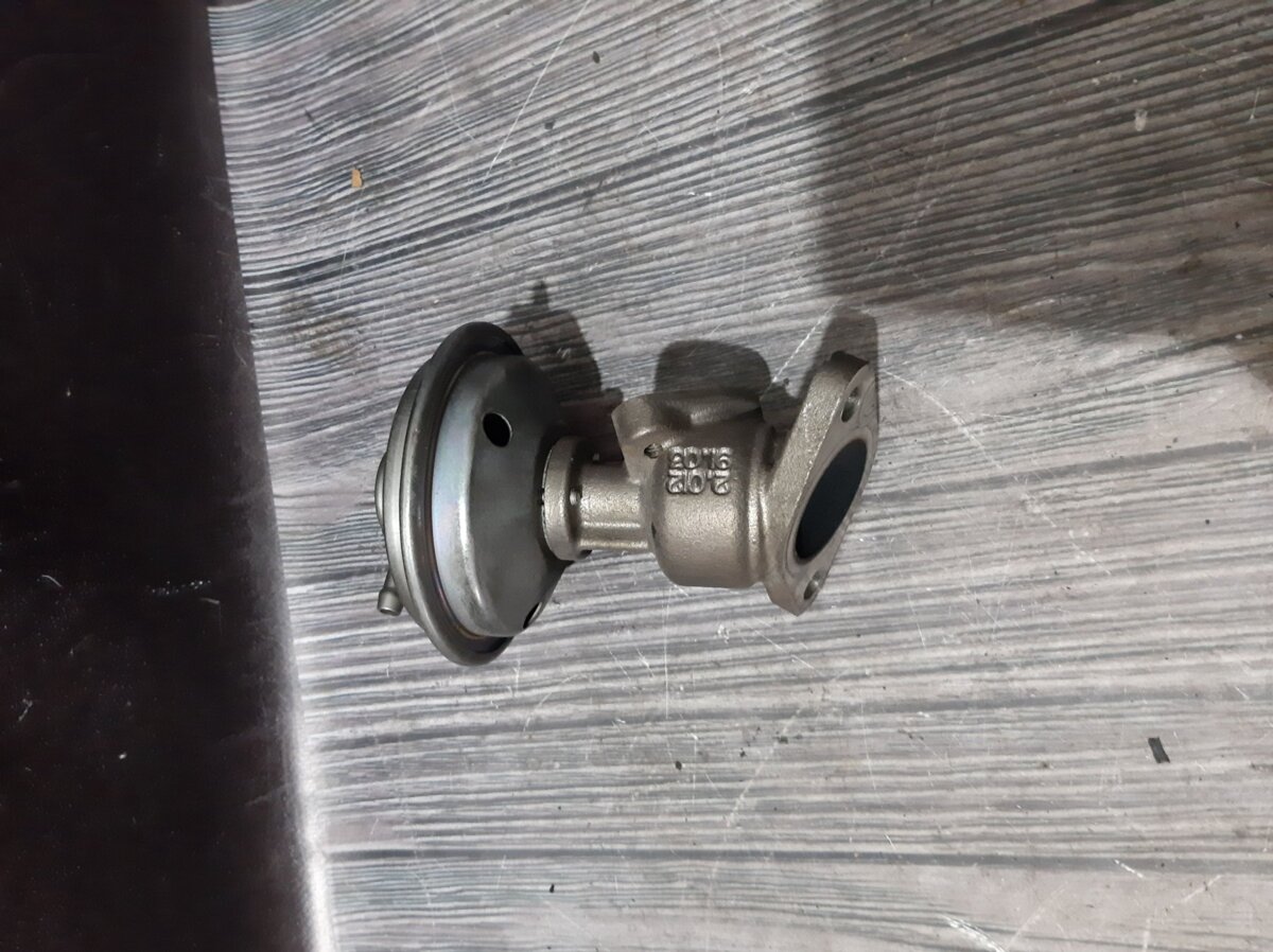 клапан egr, рециркуляції газів; клапан egrсістеми рециркуляції відпрацьованих газів; клапан рециркуляції відпрацьованих газів egr; прилади управління системи рециркуляції Audi A4 B7 (2004-2008),A6 C6 (2004-2011),A8 (4E) 07-10 059131503H