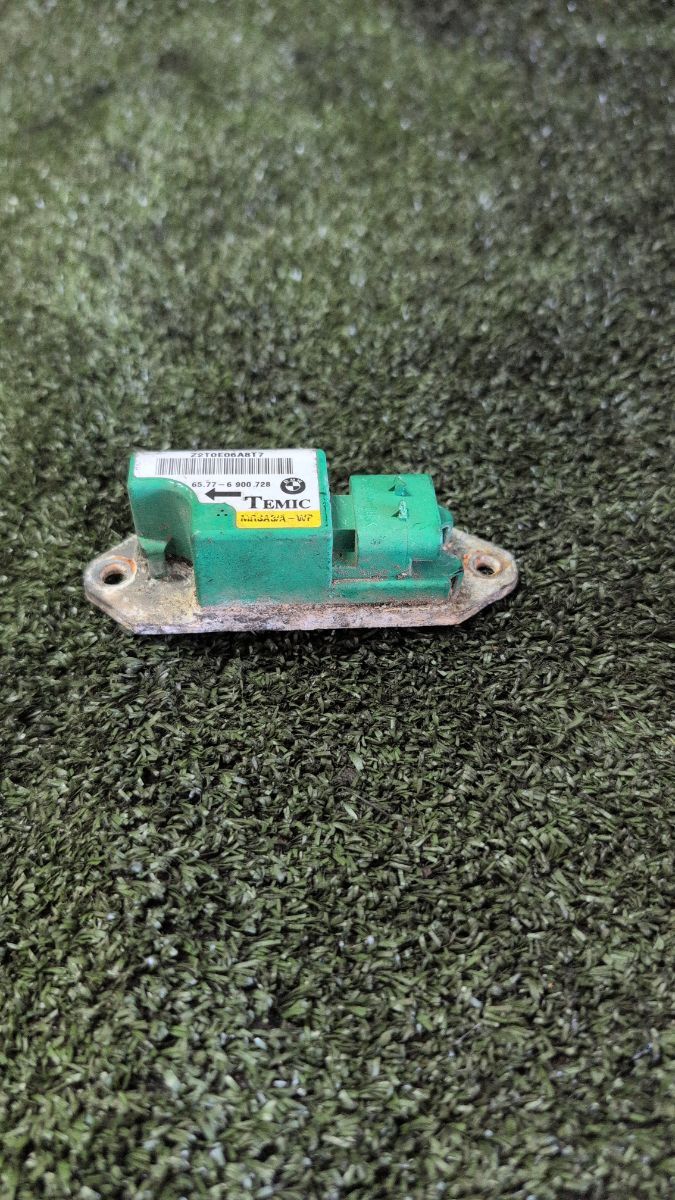 Датчик удара  BMW 5 Series E39 (1995-2003) 65778369024