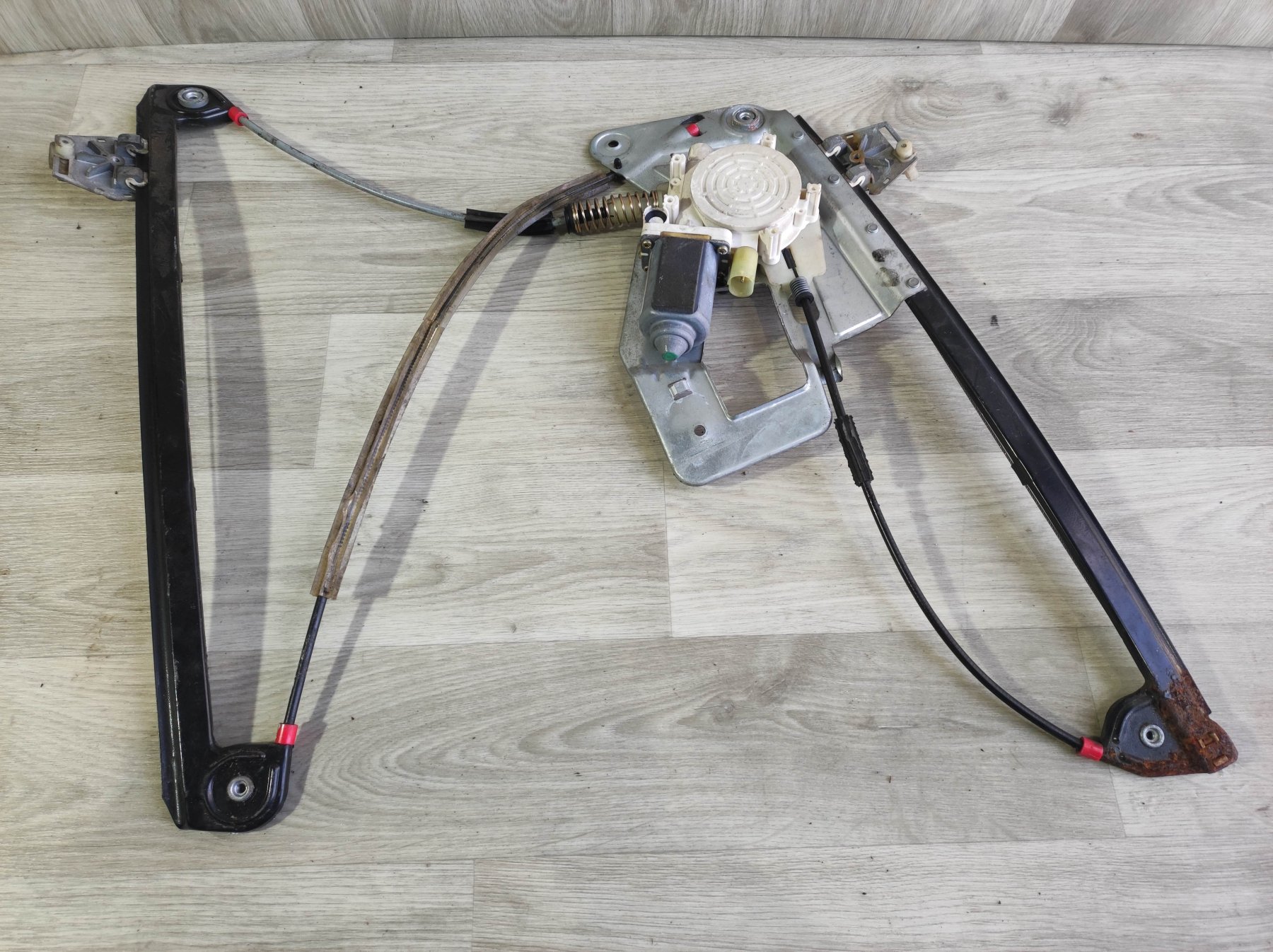 механізм підйому стекол; механізм склопідіймача дверей передніх, правих; склопідйомник (механізм переміщення скла; Склопідйомник передньої правої двері; Механізм склопідіймача двері передньої, правої) BMW 5 Series E39 (1995-2003) 51338159832