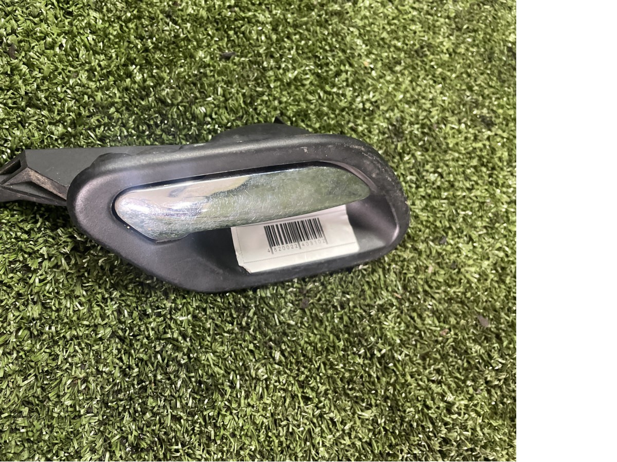 Ручка міжкімнатна права передня bmw e39 BMW 5 Series E39 (1995-2003) 8226050